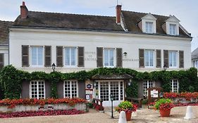 Logis Hotel Auberge De L'Ecole